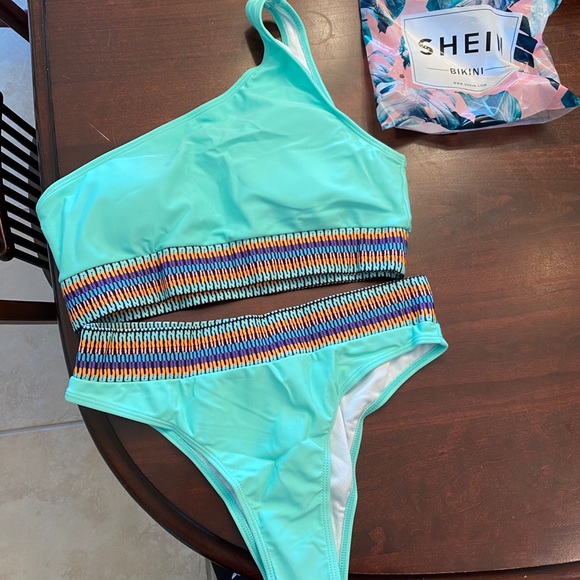 SHEIN BIKINI - Picture 4 of 4